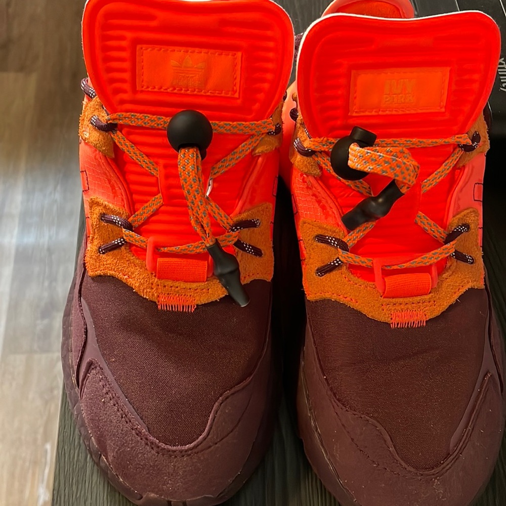 Slightly worn Ivy Park size 6 1/2